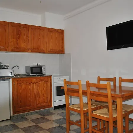 Apartamentos G.P. Junto Al Mar *